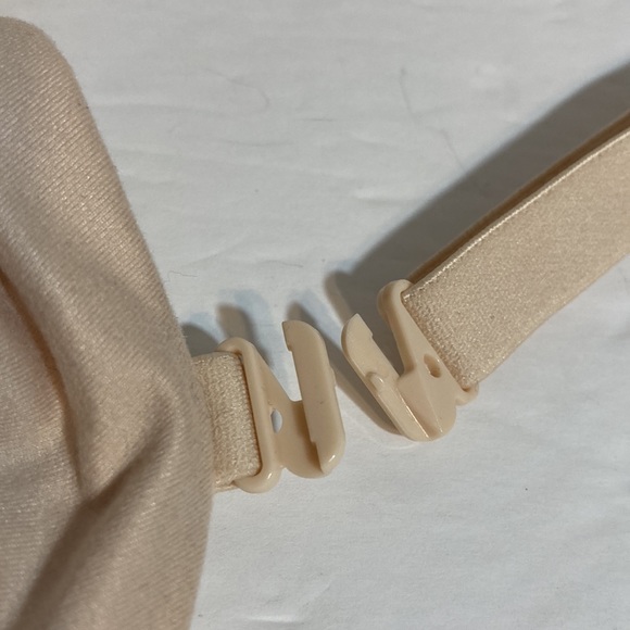 NWT VICTORIA’S SECRET 32DD BBV Unlined Demi Floral Lace Underwire Bra - Picture 8 of 13